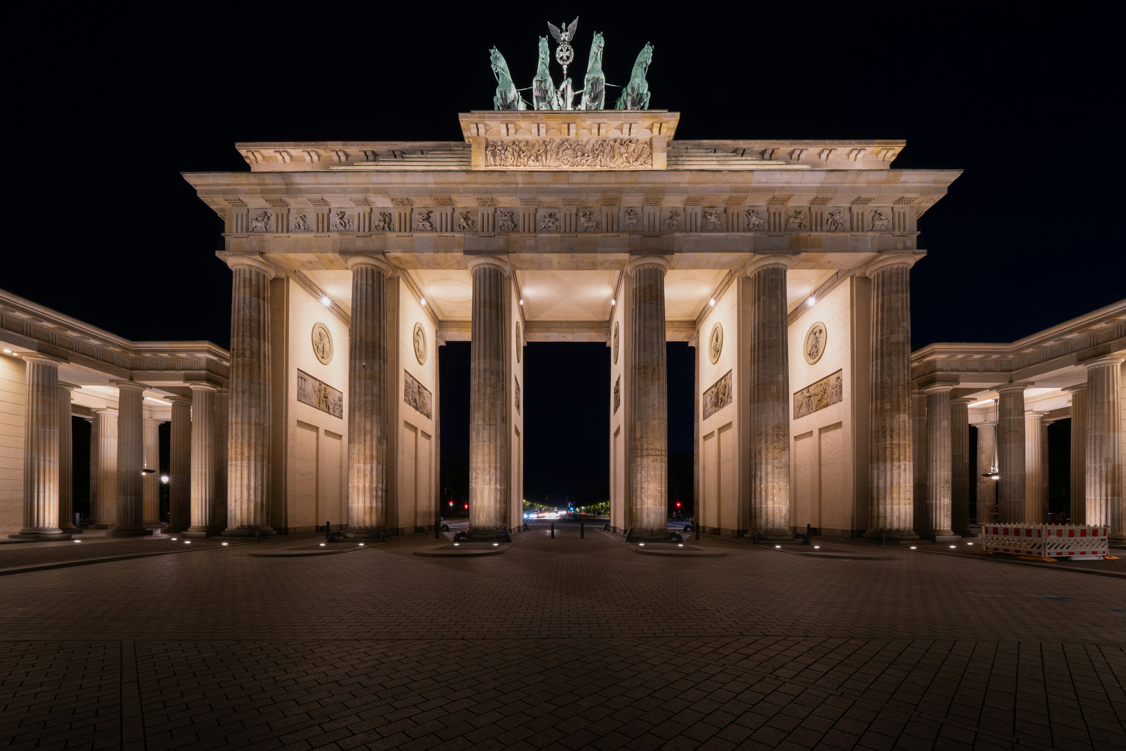 Berlin Brandenburg Kapısı ve Almanya seyahati